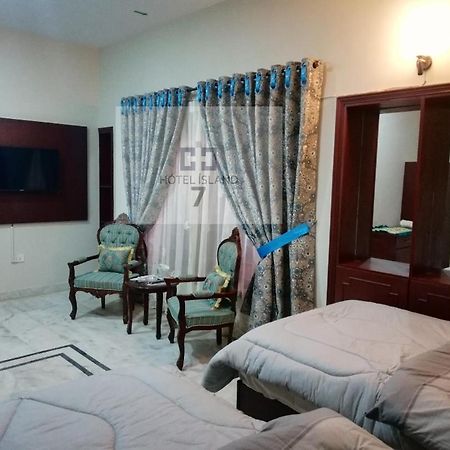 Hotel 7Island การาจี ภายนอก รูปภาพ