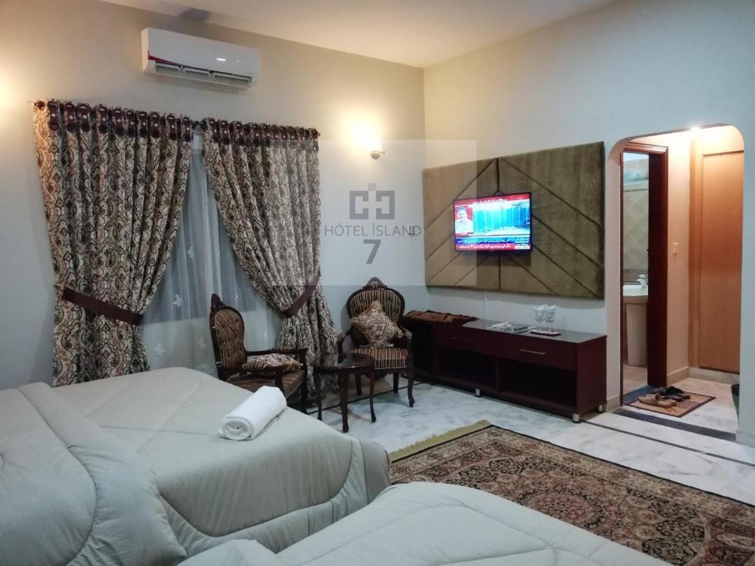 Hotel 7Island การาจี ภายนอก รูปภาพ