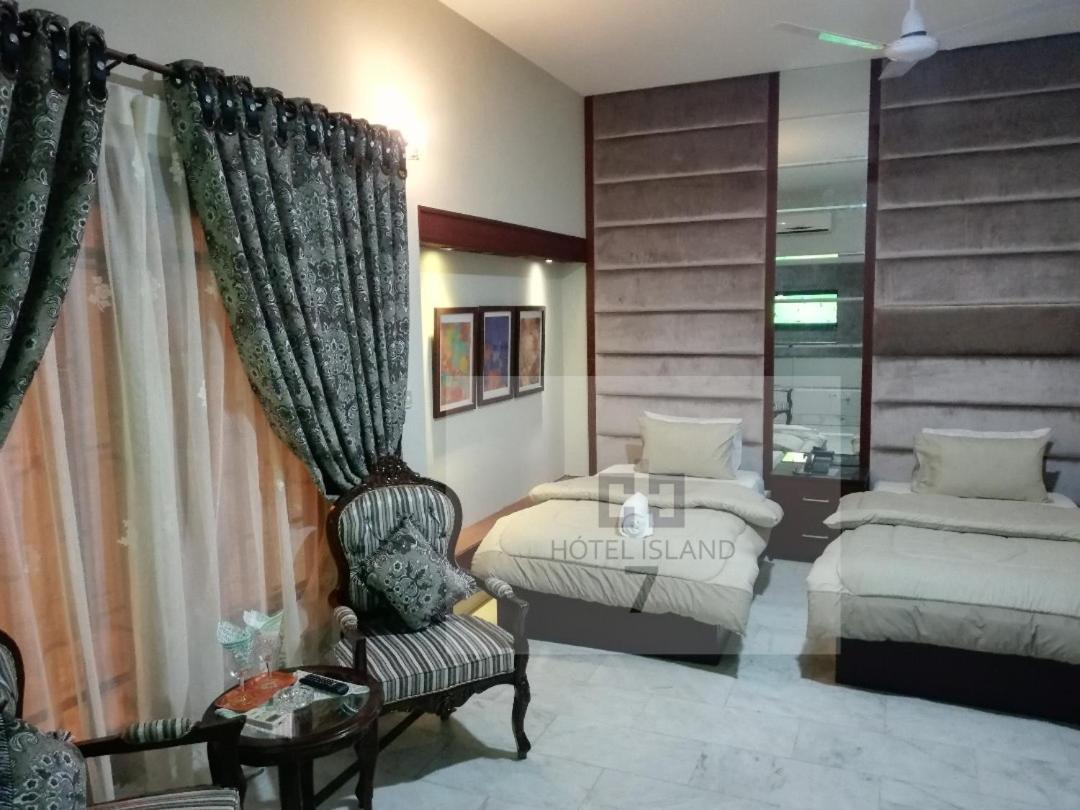 Hotel 7Island การาจี ภายนอก รูปภาพ